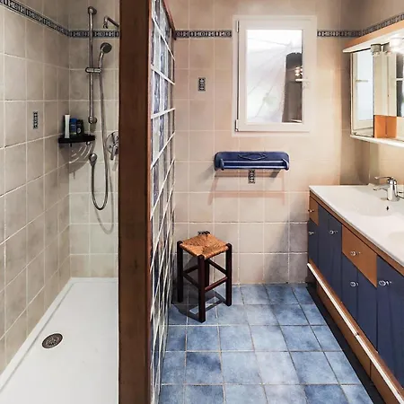 Pet Friendly In Vakantiehuis Olonzac